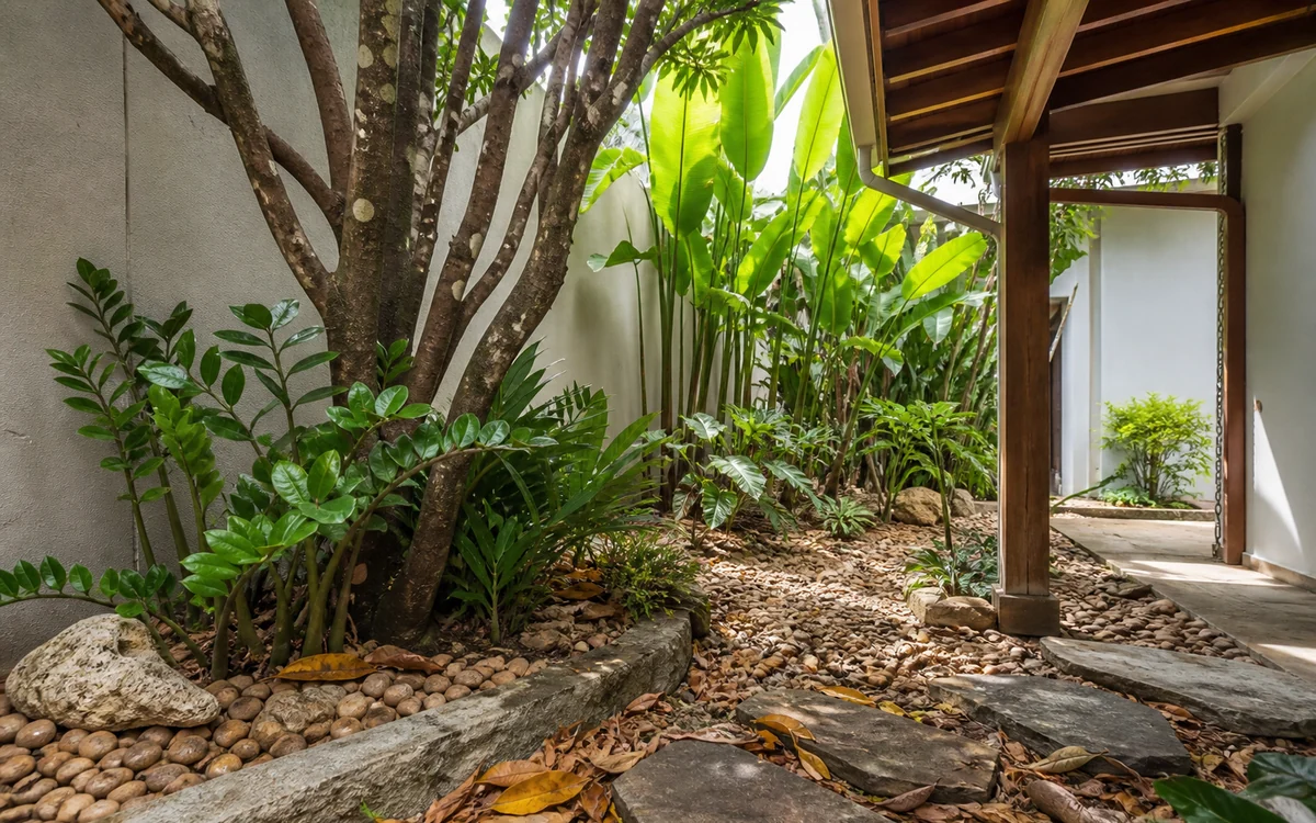 Quintal e jardim avaliados durante controle de escorpiões